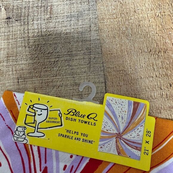 Blue Q Dish Towels I'm A Girl, What's Your Super Power 21x28 Cotton Dish Towel - Picture 4 of 4